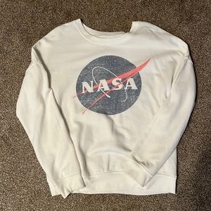 Zoe+Liv NASA sweatshirt size Large
